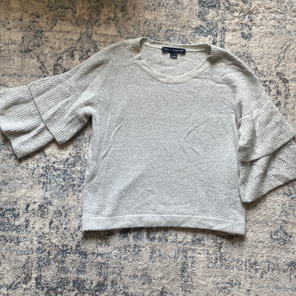 Women’s French Connection Flare Sleeve Sweater Blouse